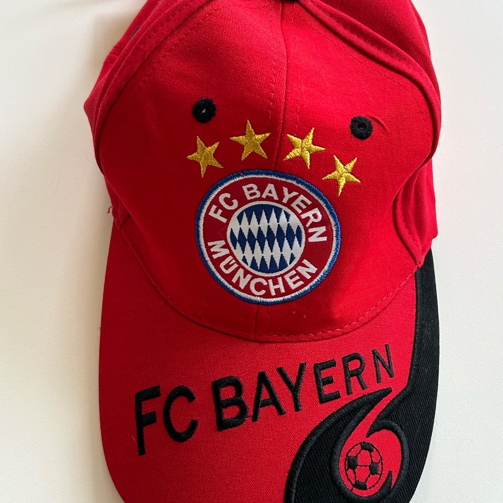 FC Bayern München Red Cap